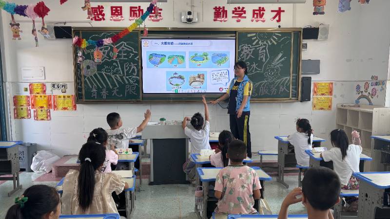 江河無情多警惕，孩童平安記心間