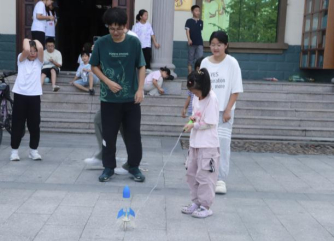 中國計量大學2025“微光致遠”實踐第十天——智啟星元，創享未來