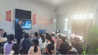 青春獻(xiàn)愛，紅耀滇南——記山大春暉紅河縣寶華鎮(zhèn)支教寒假公益課堂第二天