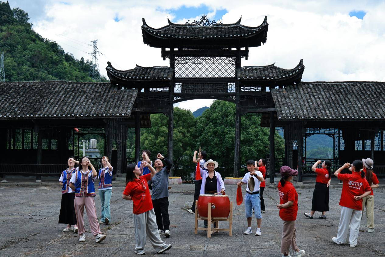 無錫職業技術大學：數字經緯連湘錫，千年非遺煥新生