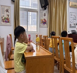 巧手扎青春，染出少年夢 ?——南京師范大學泰州學院“紅心研墨”暑期社會實踐紀實（6）