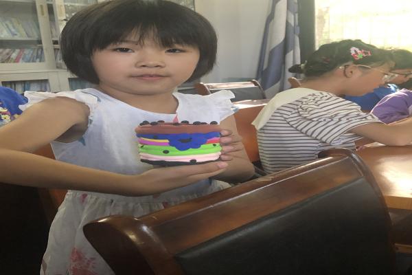 暑期社會(huì)實(shí)踐/武昌理工學(xué)院“青春筑夢(mèng)”通城志愿服務(wù)隊(duì)開展“手工黏土”特色課程