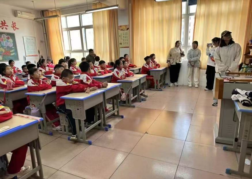 校院雙馨，紙針魯韻