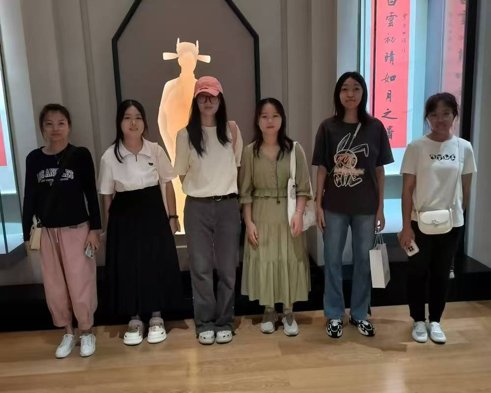 蘇州大學民韻和璧民族實踐團攜手促進民族團結