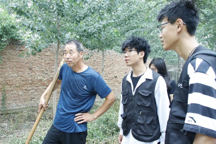 科技紙鳶實踐團實踐團前往盛屯村開展農作物種植情況和基礎設施建設調研