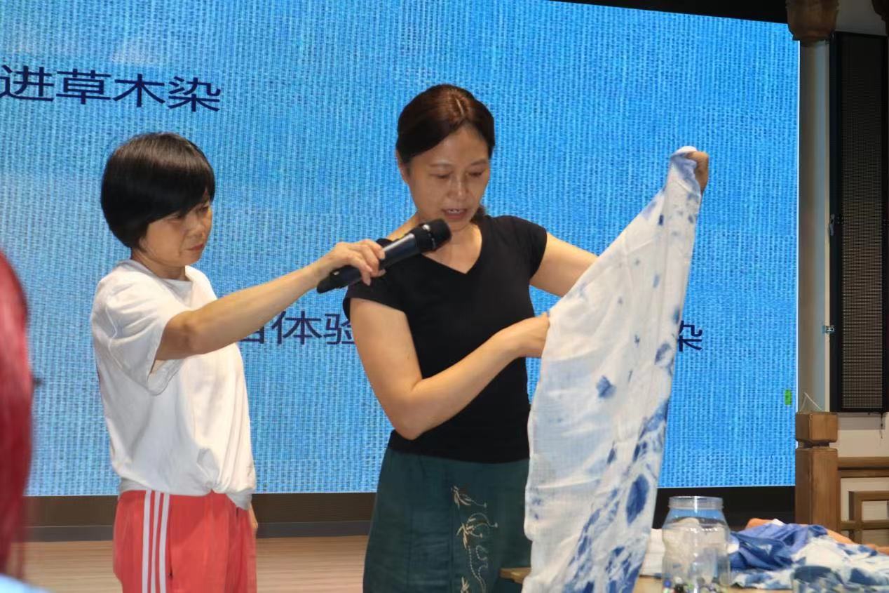 非遺織錦，青春染彩：傳統技藝在校園綻放新光