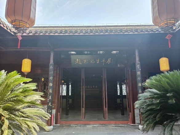 緬懷革命先烈，傳承紅色基因