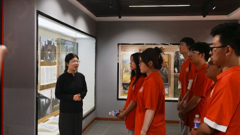 銘記英雄吳煥先，傳承初心與使命