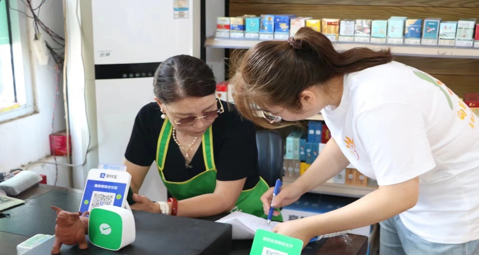 愛，在支教中綻放