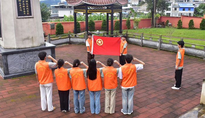 永德之行：昆明鐵道職院 “三下鄉” 實踐團隊感悟紅色文化，關注彝族俐侎人非遺