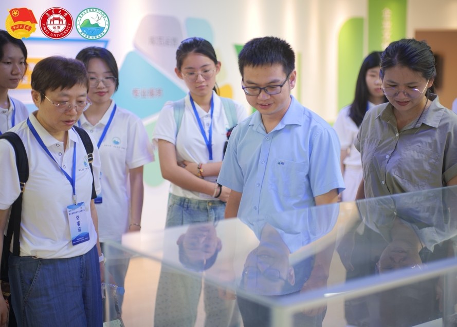 “碧島綠行”實踐隊走進廈門綠洲環保產業有限公司與濕地科普館