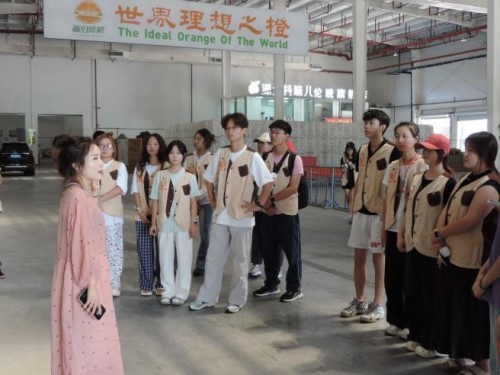 武漢東湖學院法新學院小橙故事社會實踐隊赴宜昌秭歸縣維楚云倉調研參觀