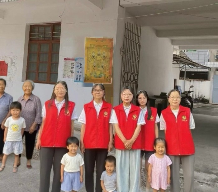 豫北醫學院考察團走進虞城大侯鄉，關愛留童留老，普及醫療知識