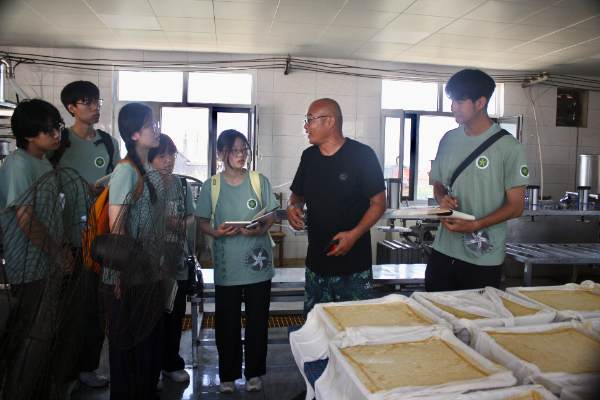 農學院“赤幟領航興榮邑，青衿聚力富農鄉”實踐服務團赴榮成市東島劉家村進行調研學習