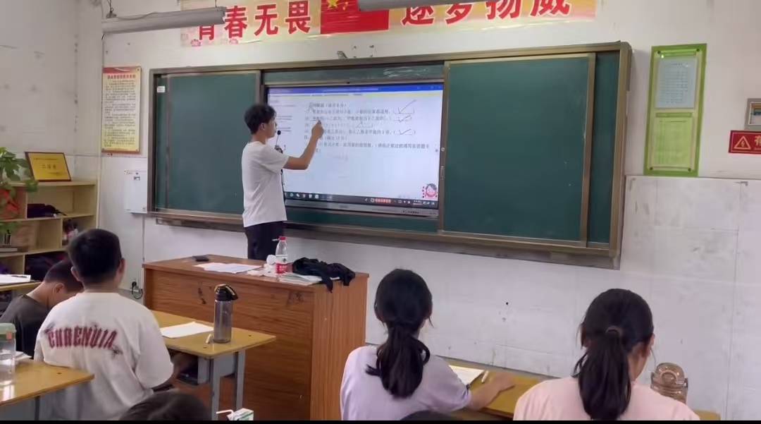 “啟夢華夏行”支教調研實踐團赴河南進行支教調研活動