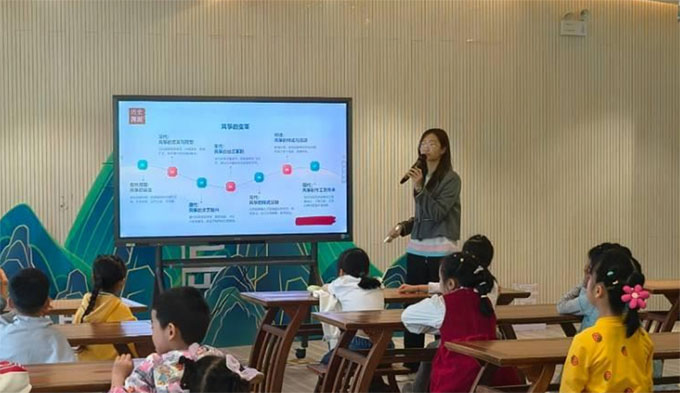 湖南師范大學生命科學學院青工部與達人學社聯合舉辦“鳶舞清明 匠心傳線