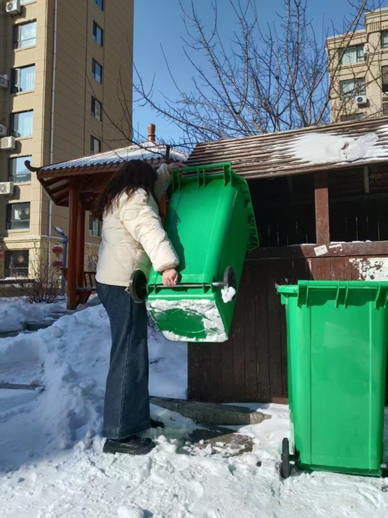 大學生返鄉共筑小區新年夢，攜手打造溫馨和諧家園