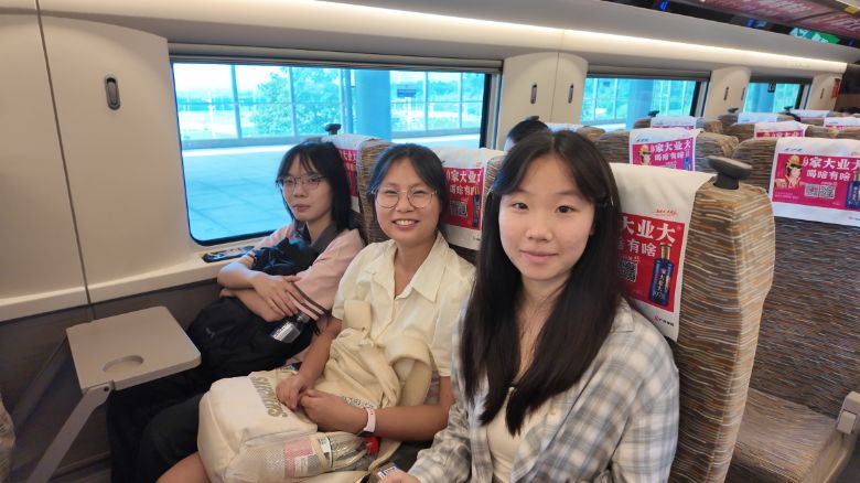 青春非遺行，湘西苗寨情 ——湘潭大學文學與新聞學院本科生第三黨支部“三