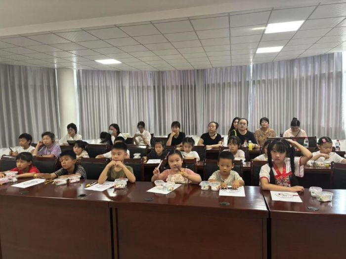 以實踐為媒，讓紅色基因浸潤童心