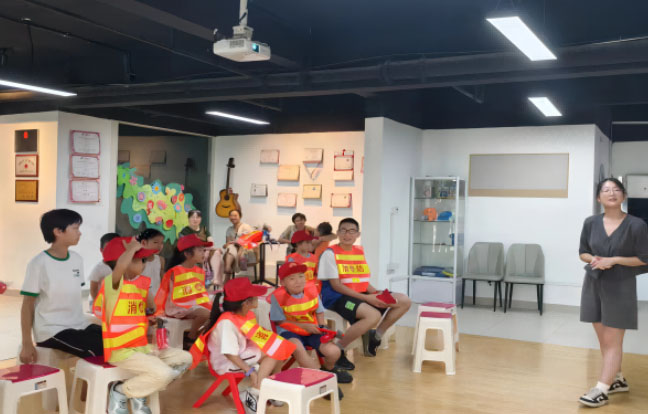 "大手牽小手，消防伴我行"活動