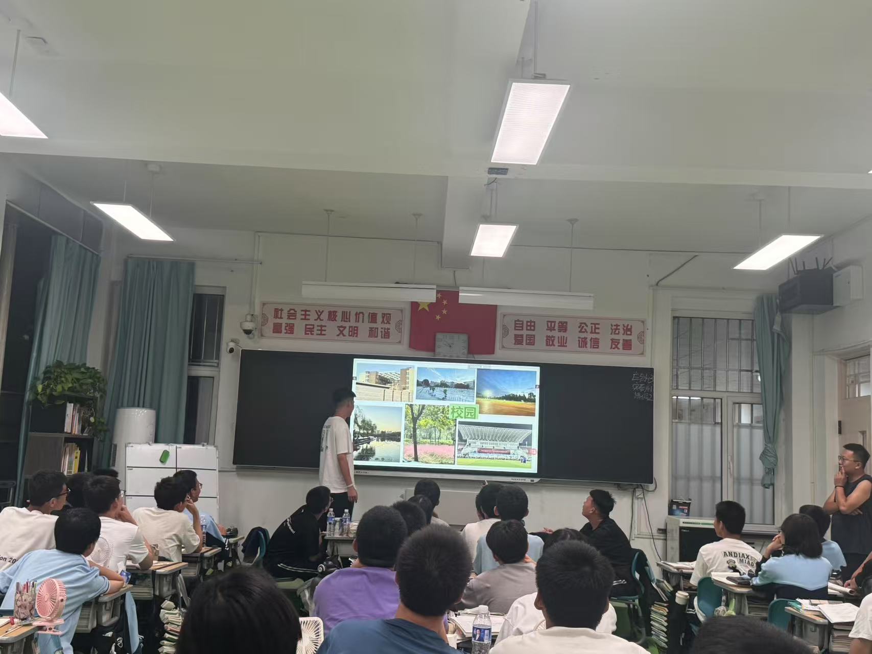 感恩母校育英才 河工大實踐團隊準格爾旗一中宣講獲好評