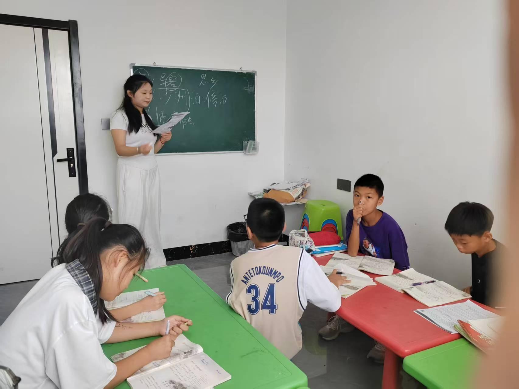 大學生志愿者創新教學法點亮沭陽鄉村課堂