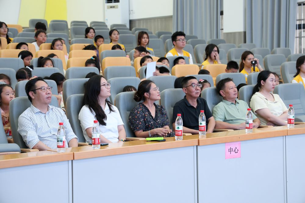 暑期“三下鄉”--夏日逐風起，八一啟新程