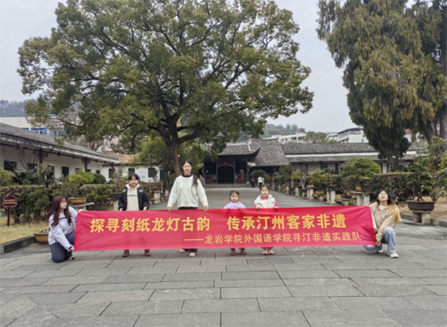 紙間流光溢彩，非遺刻紙龍燈——演繹千年匠心獨(dú)運(yùn)