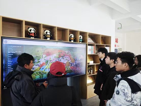 “星光尋跡”開展社會(huì)實(shí)踐活動(dòng)