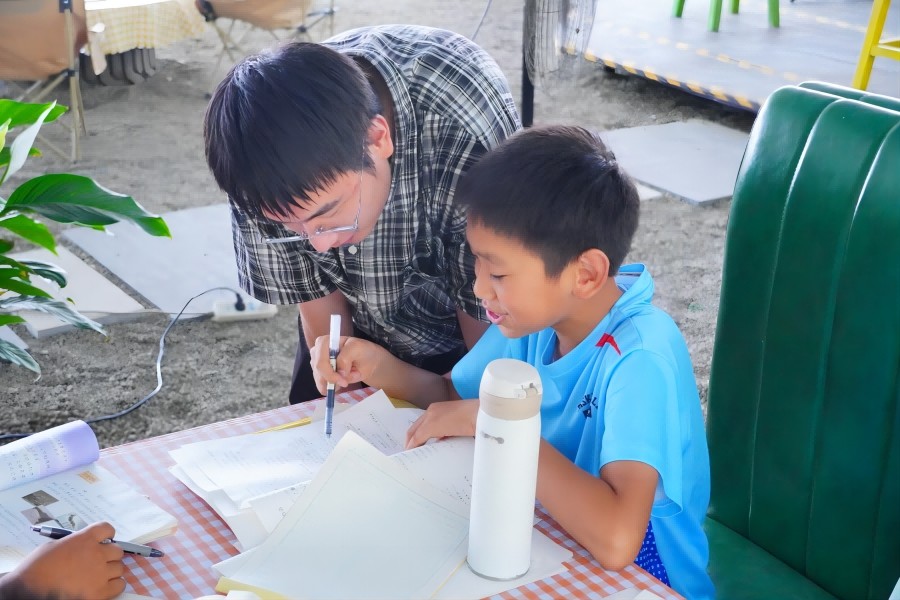 海韻揚(yáng)帆啟新程，寓教于樂共成長(zhǎng) ——山東大學(xué)“海韻揚(yáng)帆”支教隊(duì)開啟首日支教之旅