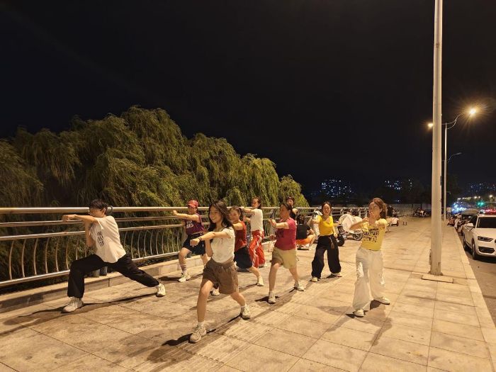 兵武相融舞翩躚，傳承創新共前行