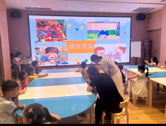 “紅心研墨”團隊在蘇州圖書館北館開展繪本創意延伸實踐——南京師范大學泰州學院“紅心研墨”暑期社會實踐紀實（25）