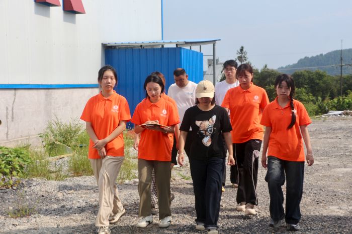 青春賦能振興路 文旅融合繪白溪 —湖南工商大學“望山”青禾服務隊赴白溪關村開展農文旅融合調研