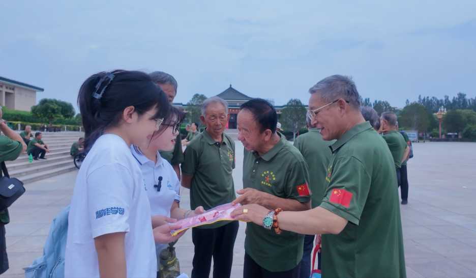 循地道戰歌足跡，探軍民同心密碼 ——哈工大學子赴八路軍太行紀念館追溯軍民共戰印記