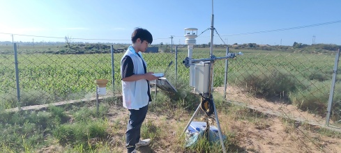 青綠深處探水脈，青春躬行繪礦魂