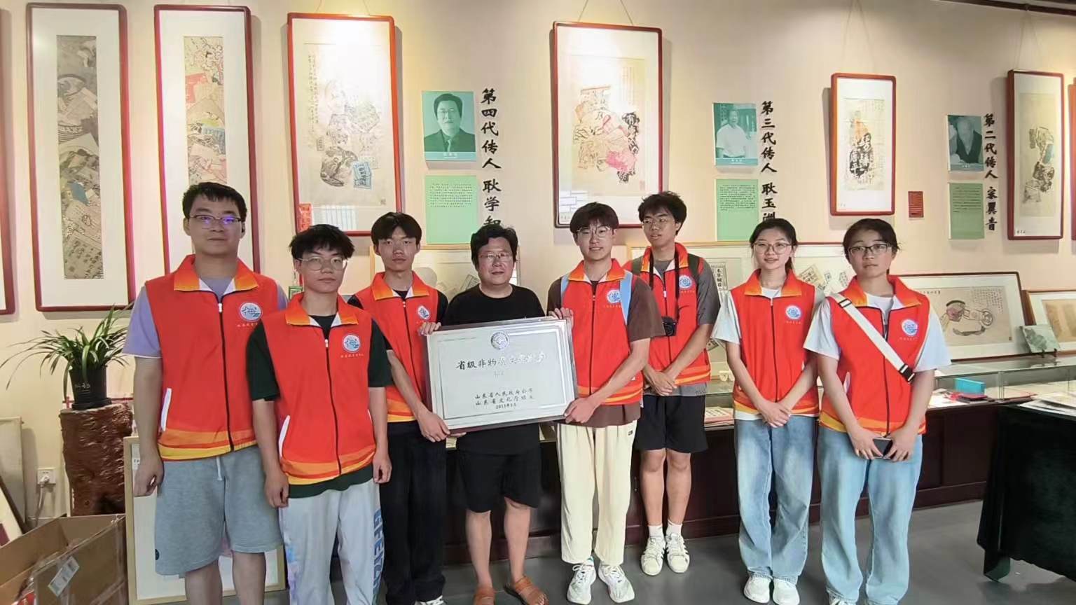 周村古商城尋遺蹤，錦灰堆藝術承匠心 ——琉淄之星實踐隊探訪周村古商城并采訪錦灰堆傳承人