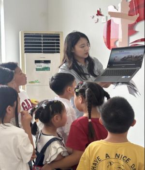 “灘涂精靈”勺嘴鷸走進課堂，科普教育助力生物多樣