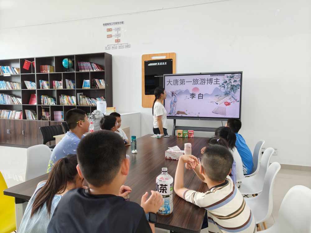 青春暖流潤鹽城 童心燃夢盛夏行