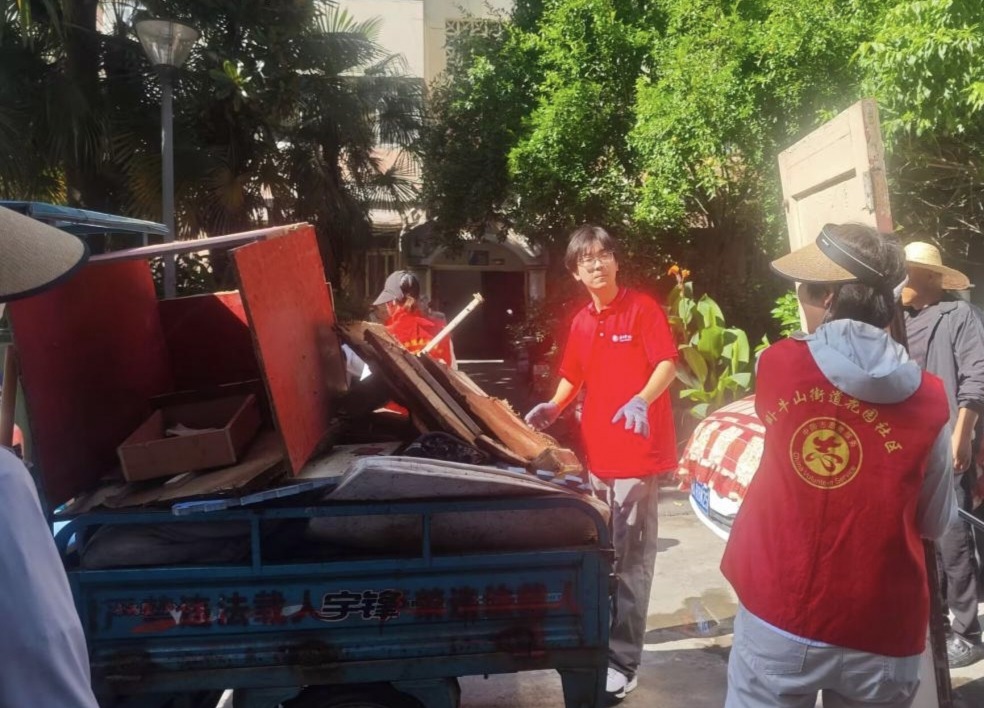 巢湖學院赴巢湖鄉鎮花園社區“獻血賦能·健康調研——衛生實踐搭臺、獻血知識傳情