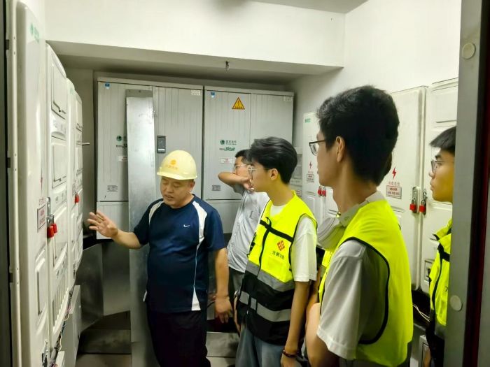 山東大學"電亮未來"配電工程實踐團隊電能表專項檢查實習