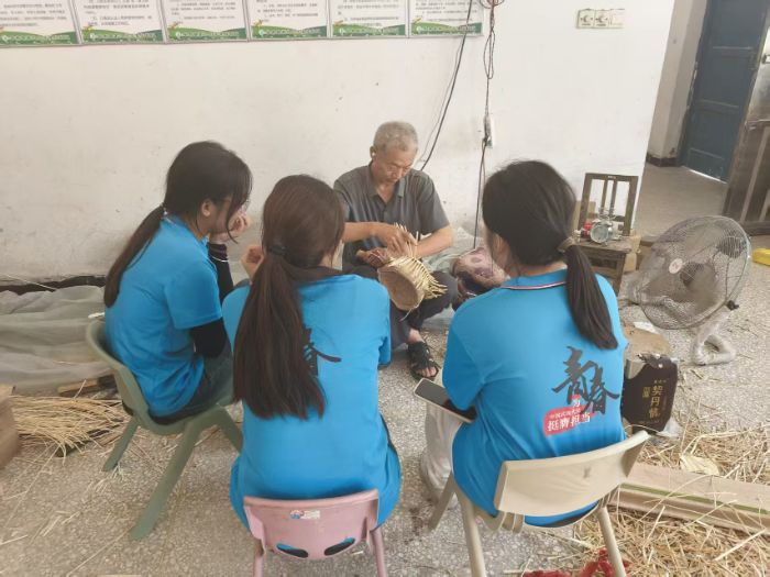 巢院學(xué)子三下鄉(xiāng)：阜陽姜莊柳編非遺實踐記