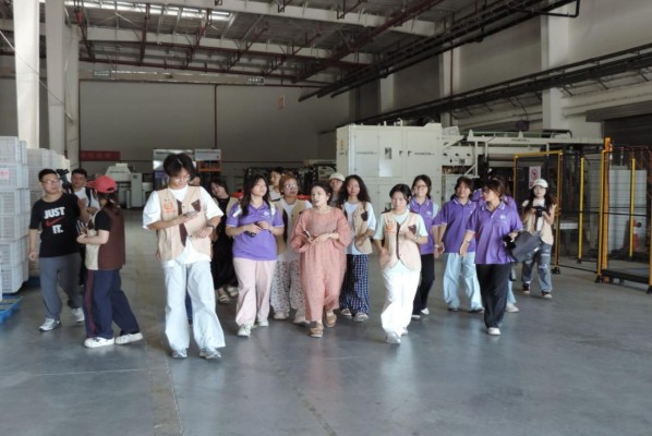 武漢高校學子赴秭歸開展臍橙品牌建設調研?