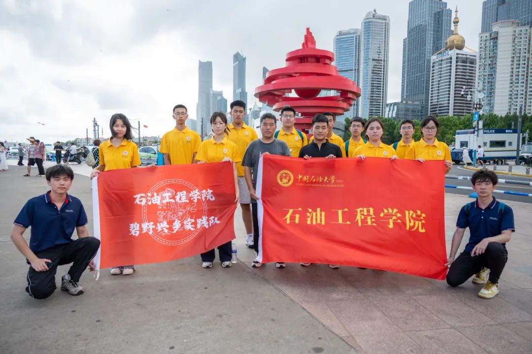 活力青島展新貌 強(qiáng)國夢想照現(xiàn)實(shí)