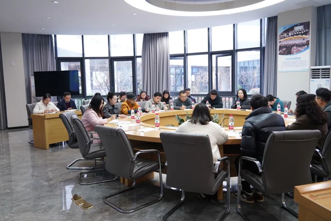 重慶移通學(xué)院藝術(shù)傳媒學(xué)院2025屆畢業(yè)生就業(yè)創(chuàng)業(yè)工作推進部署會圓滿舉行