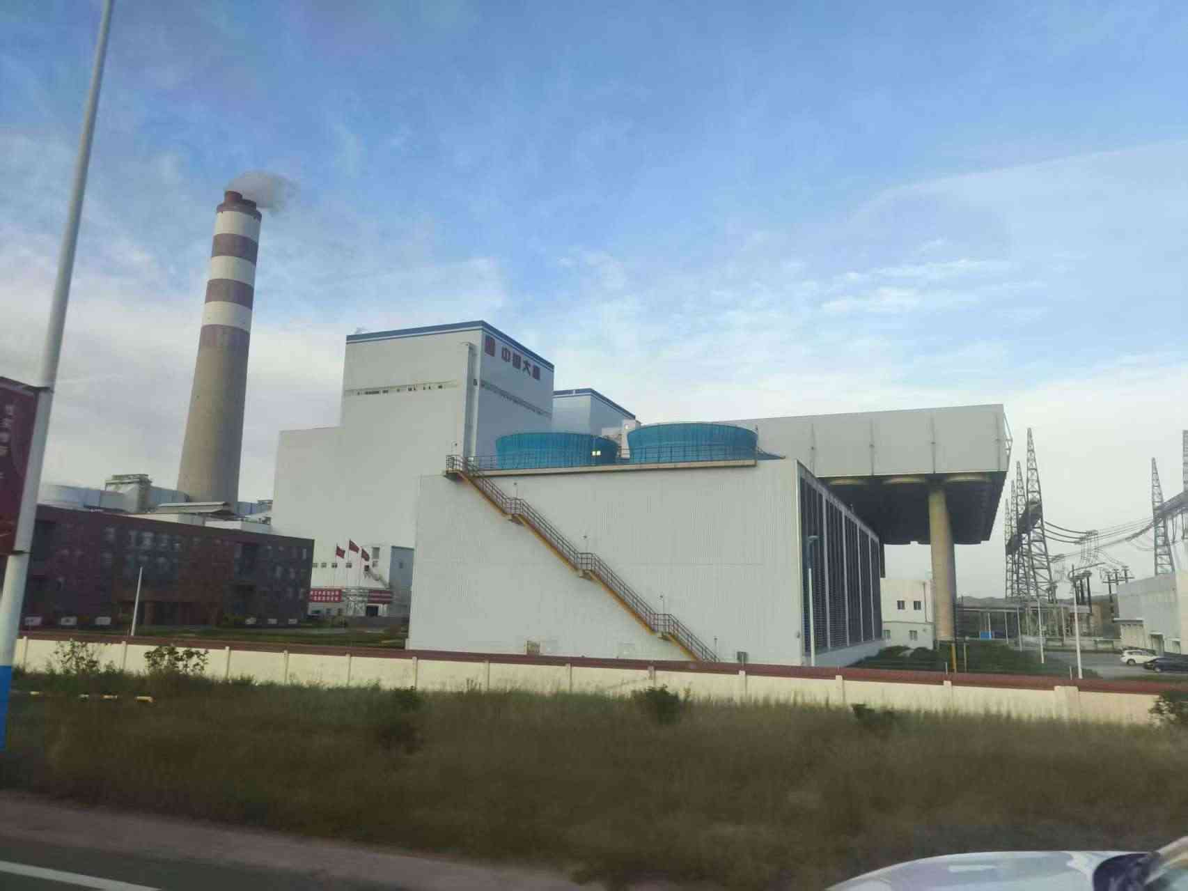 探秘智慧能源樞紐 見證綠色開采新章 ? ——北疆青鋒·能源報國實踐團解鎖露天煤礦的科技密碼 ?