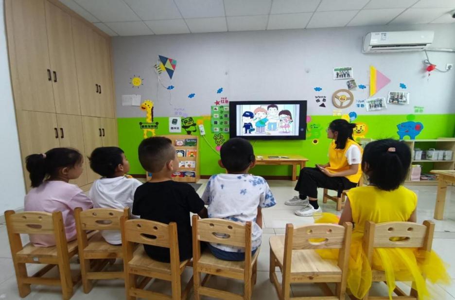 ?安全乘梯，預(yù)警當(dāng)先