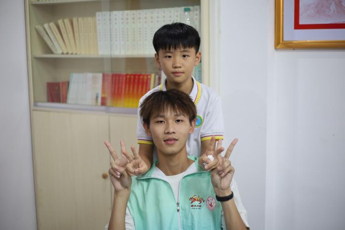 離別難舍時，寄語開新篇——佛山大學人文學院“薪火之隊”開展義教結營展演