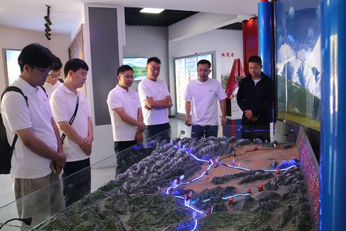 長安大學：探公路文化展館 礪“兩路”青春擔當