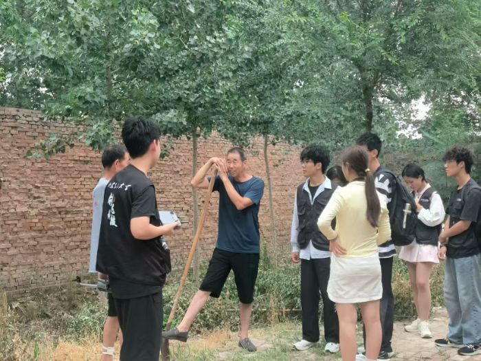 創(chuàng)飛科技實踐團匯盛屯調(diào)研數(shù)據(jù)，筑數(shù)字鄉(xiāng)村平臺——開啟鄉(xiāng)村振興新征程