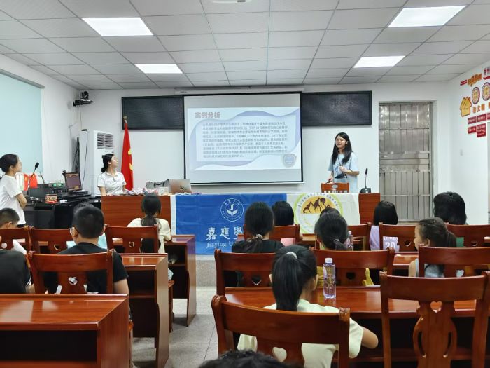 法潤(rùn)程江護(hù)童心，青春支教踐初心——嘉應(yīng)學(xué)子法治義教行